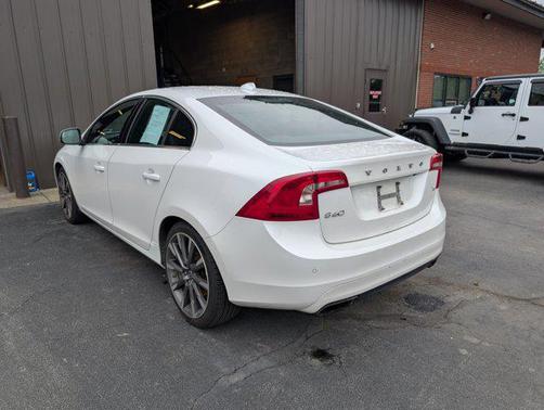 2015 Volvo S60 T6 Platinum