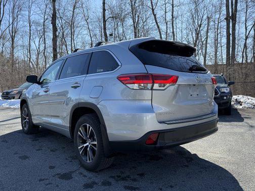 2018 Toyota Highlander 
