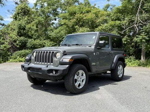 Sting-Gray Clearcoat 2018 Jeep Wrangler Sport S