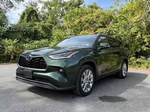 2023 Toyota Highlander Hybrid Limited