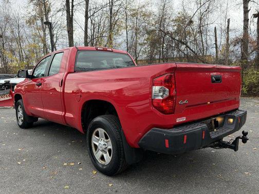 2014 Toyota Tundra SR