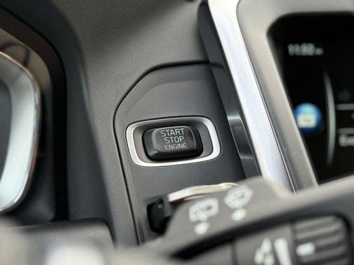 2017 Volvo XC60 T5 Inscription