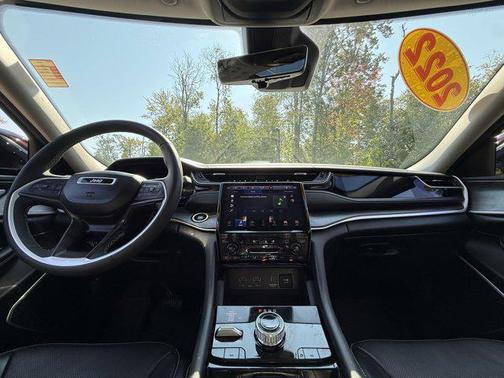 2022 Jeep Grand Cherokee 4xe Base