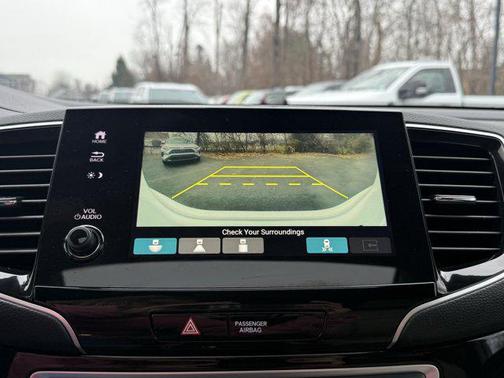 2020 Honda Pilot Touring 8-Passenger