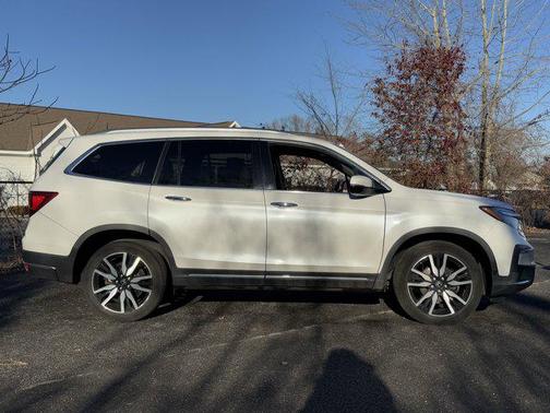 2020 Honda Pilot Touring 8-Passenger