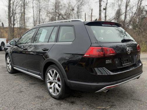 2017 Volkswagen Golf Alltrack TSI SEL