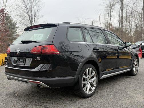 2017 Volkswagen Golf Alltrack TSI SEL