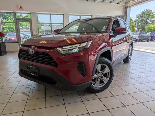 2022 Toyota RAV4 Hybrid XLE