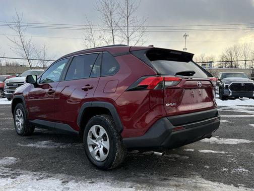 2019 Toyota RAV4 LE