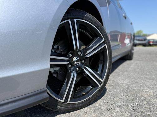 Urban Gray Pearl 2024 Honda Accord Hybrid Sport