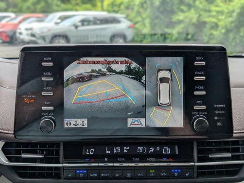 2022 Toyota Sienna Platinum 7 Passenger