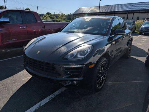 2017 Porsche Macan Base
