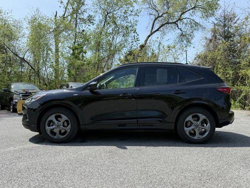 Agate Black Metallic 2023 Ford Escape ST-Line Select