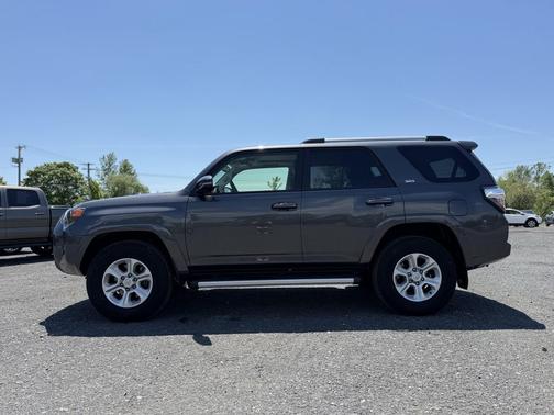 Magnetic Gray Metallic 2023 Toyota 4Runner SR5 Premium