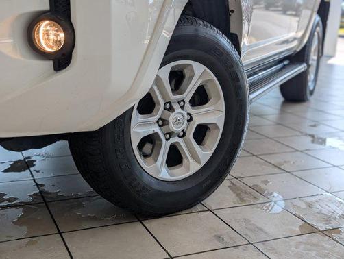 2020 Toyota 4Runner SR5