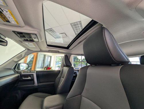 2020 Toyota 4Runner SR5