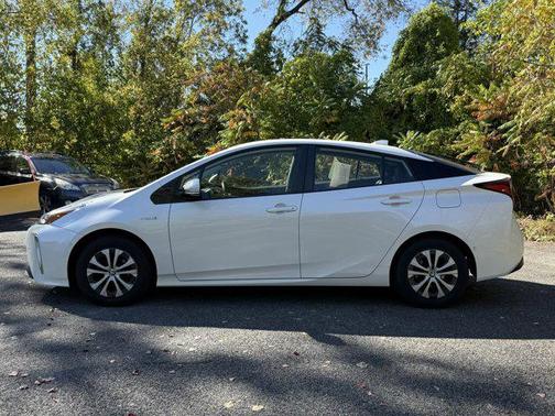 2019 Toyota Prius XLE