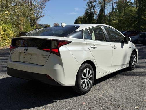 2019 Toyota Prius XLE