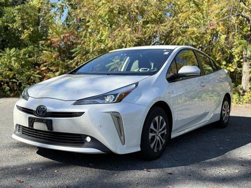 2019 Toyota Prius XLE