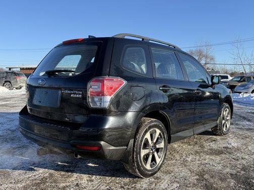 2017 Subaru Forester 2.5i