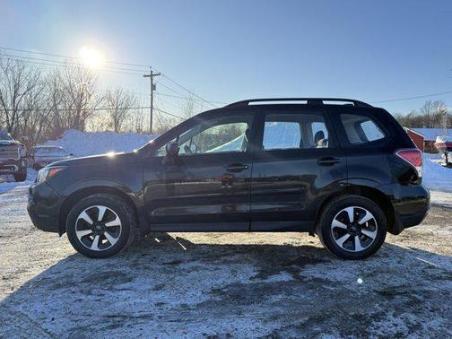 2017 Subaru Forester 2.5i