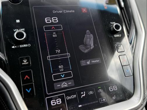 Crystal White Pearl 2021 Subaru Outback Premium