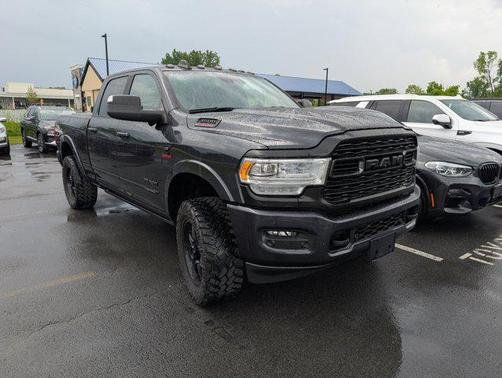 2021 RAM 3500 Limited Crew Cab 4x4 6'4' Box