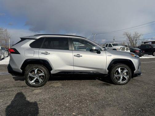 2023 Toyota RAV4 Prime SE
