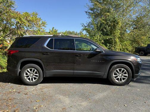 2018 Chevrolet Traverse LT Cloth