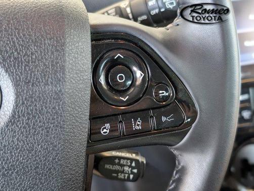 2022 Toyota Prius XLE