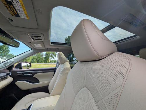 2020 Toyota Highlander Platinum