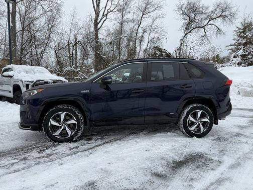 2021 Toyota RAV4 Prime SE