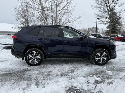 2021 Toyota RAV4 Prime SE