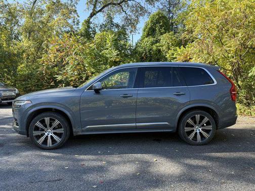 2023 Volvo XC90 B6 Ultimate 7-Seater
