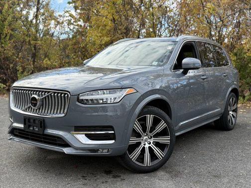 2023 Volvo XC90 B6 Ultimate 7-Seater