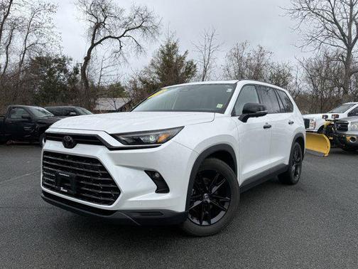 Wind Chill Pearl 2025 Toyota Grand Highlander Hybrid Nightshade Edition