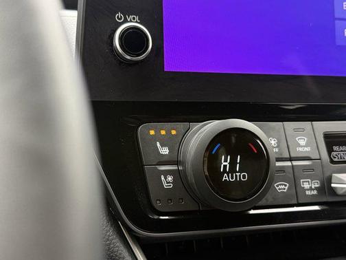 Wind Chill Pearl 2025 Toyota Grand Highlander Hybrid Nightshade Edition