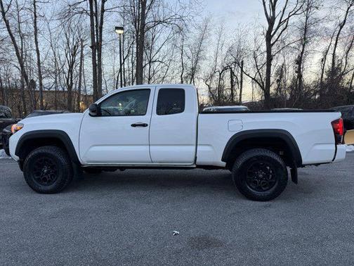 2019 Toyota Tacoma SR