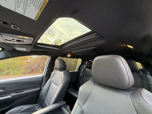 2022 Toyota Sienna XSE 7 Passenger