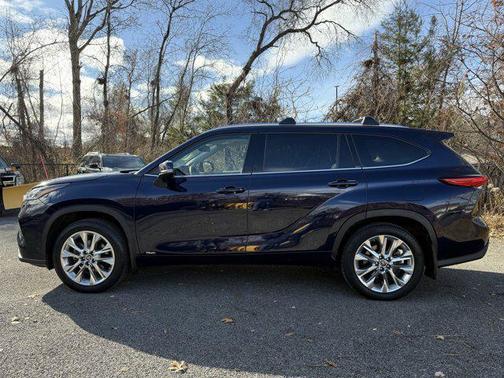 2023 Toyota Highlander Hybrid Limited