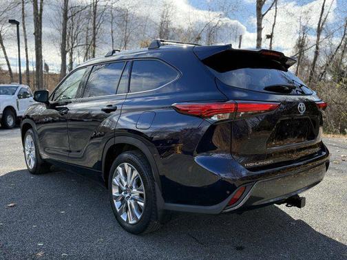 2023 Toyota Highlander Hybrid Limited