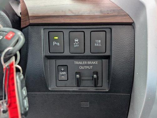 2018 Toyota Tundra Limited