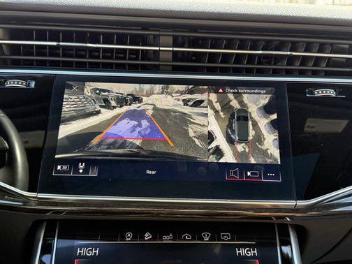 2020 Audi Q7 55 Prestige