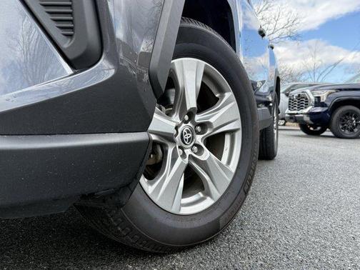 2024 Toyota RAV4 Hybrid LE