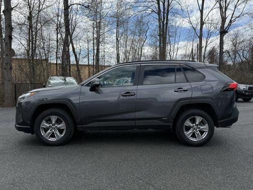 2024 Toyota RAV4 Hybrid LE