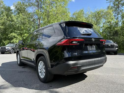 Midnight Black Metallic 2024 Toyota Grand Highlander XLE