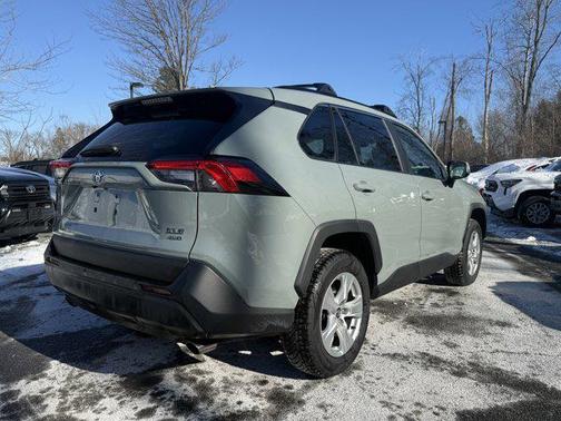 2020 Toyota RAV4 XLE