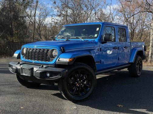 2025 Jeep Gladiator Nighthawk
