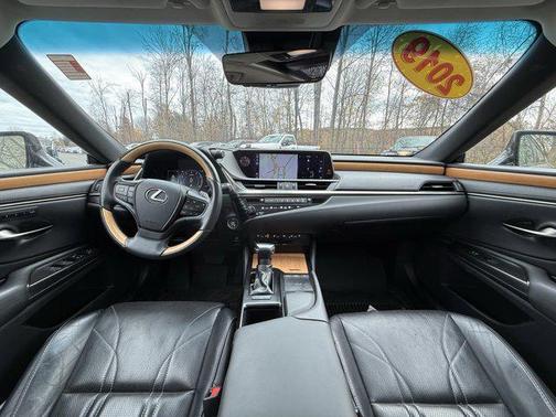 2019 Lexus ES 350 Ultra Luxury