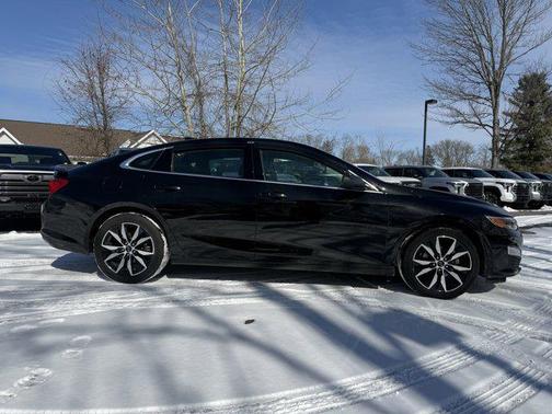 2023 Chevrolet Malibu FWD RS